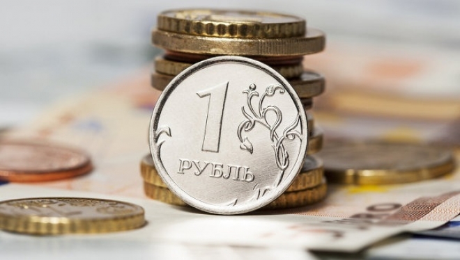 Рубль продолжает укреплять свои позиции